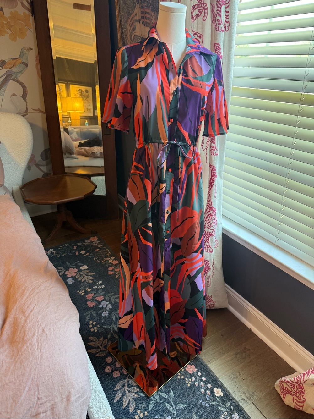 Abstract Floral Button-Front Maxi Dress in Multi-Color - Picture 2 of 2